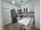 Apartament 3 camere, Central, zona Facultatii de Business, loc de parcare